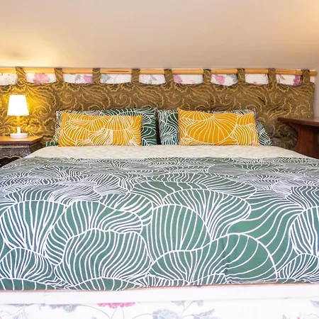 Bed & Breakfast Anastagi *