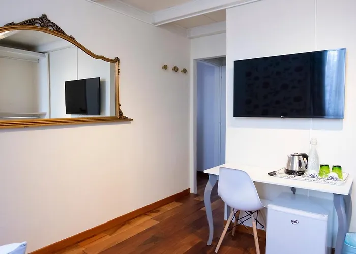 Bed & Breakfast Anastagi